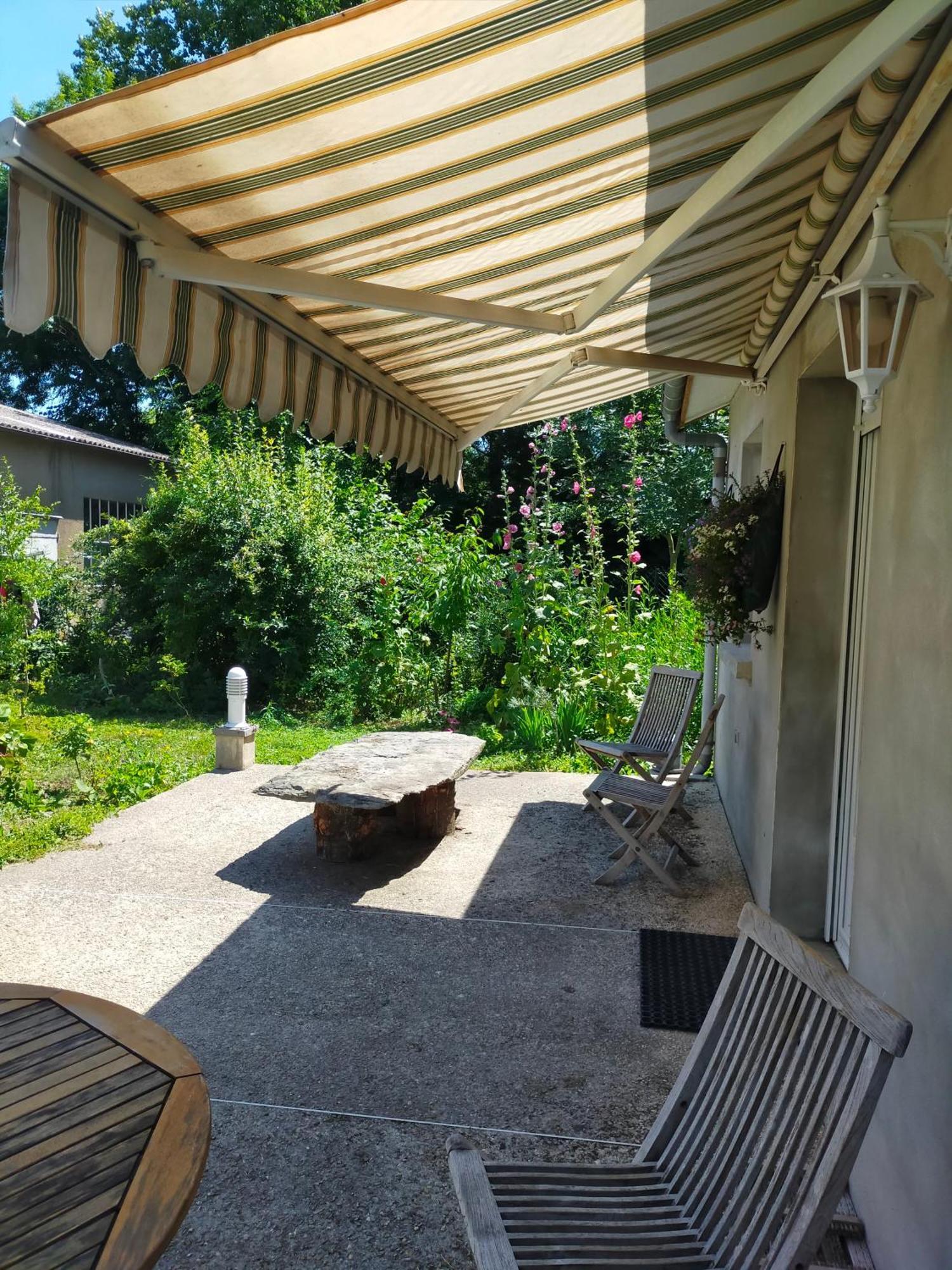 Logis51 Apartment Ville-sur-Tourbe Bagian luar foto